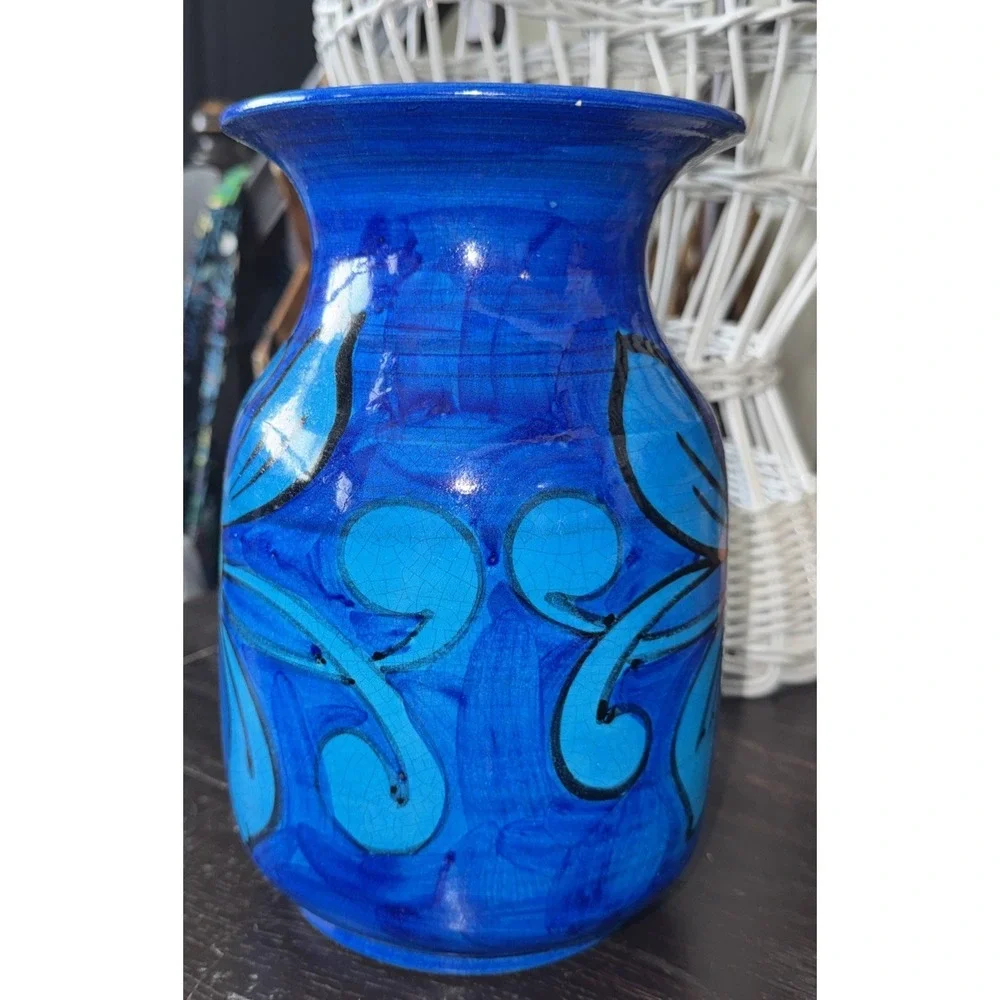 Vintage Bellini Pottery Blue‎ Floral Vase 2835 Italy 9.50